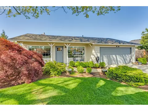 604 NW 12th Ave, Canby, OR 97013