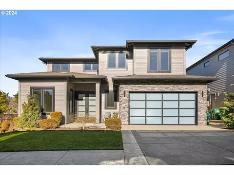 5637 SW 87th Ave, Portland, OR 97225