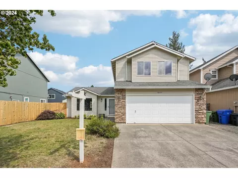 18424 Van Fleet Ave, Sandy, OR 97055