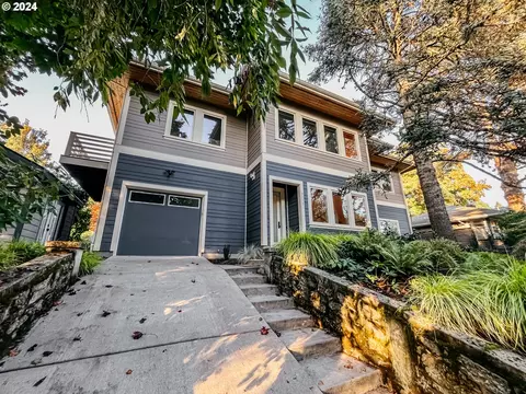 3117 SE Brooklyn St, Portland, OR 97202