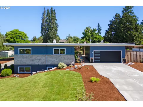 5204 SE La Mesa Way, Milwaukie, OR 97267