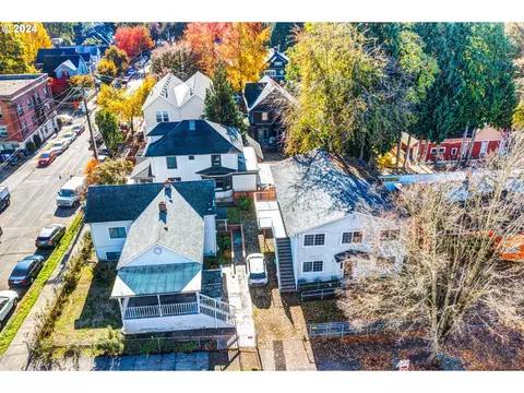 1534 SE Morrison St, Portland, OR 97214