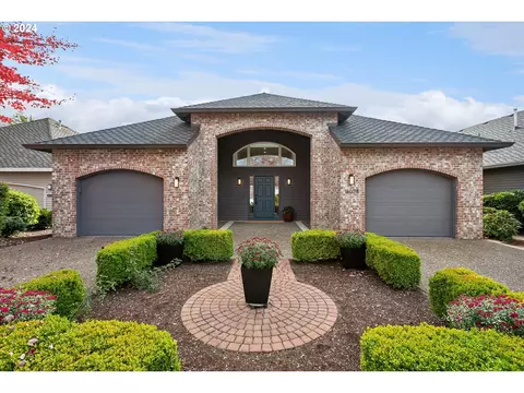 16034 NW Saint Andrews Dr, Portland, OR 97229