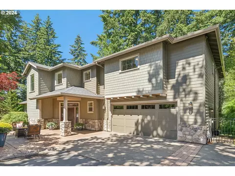 2027 Mountain View Ct, West Linn, OR 97068