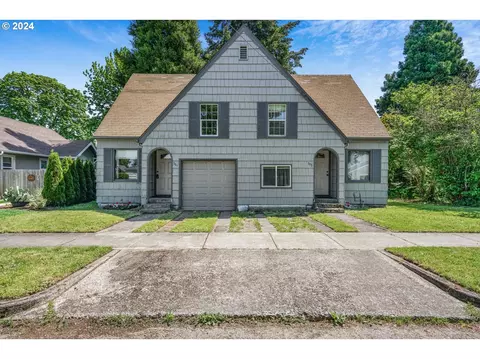 561 Grove St, Lebanon, OR 97355