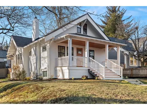 2705 NE Cesar E Chavez Blvd, Portland, OR 97212