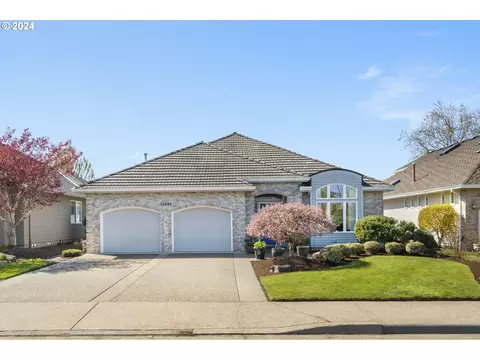 15880 NW Claremont Dr, Portland, OR 97229