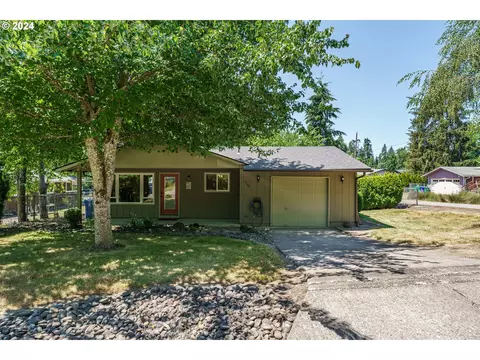 15105 SE Laurie Ave, Milwaukie, OR 97267