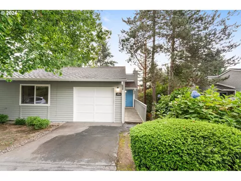 3868 Botticelli St #28, Lake Oswego, OR 97035