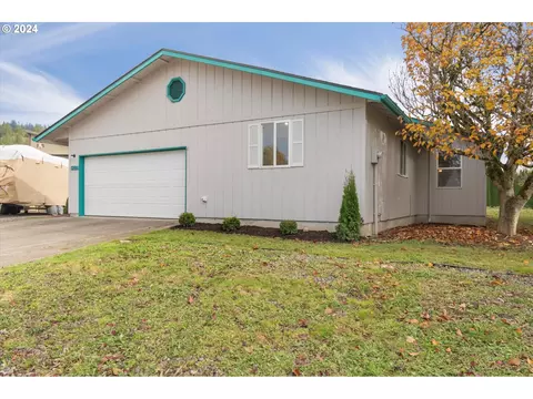 5434 Oriole Dr, Longview, WA 98632