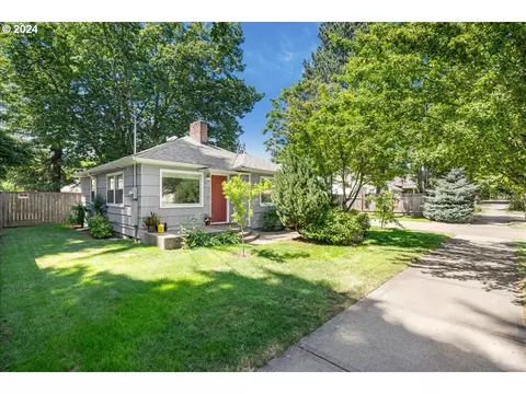 543 SE 7th Ave, Hillsboro, OR 97123