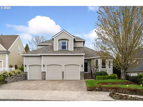 9527 NW Engleman St, Portland, OR 97229