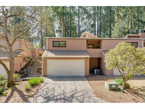 13515 NE 22nd St, Vancouver, WA 98684