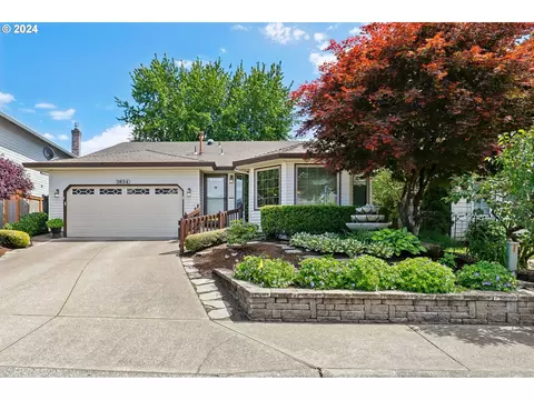 3834 NW Craig Dr, Beaverton, OR 97006