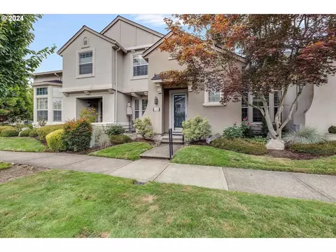 6391 NE Rosebay Dr, Hillsboro, OR 97124