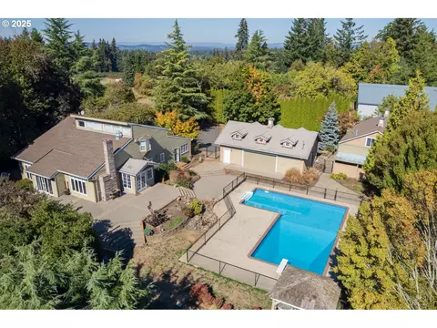 23900 SW Gage Rd, Wilsonville, OR 97070