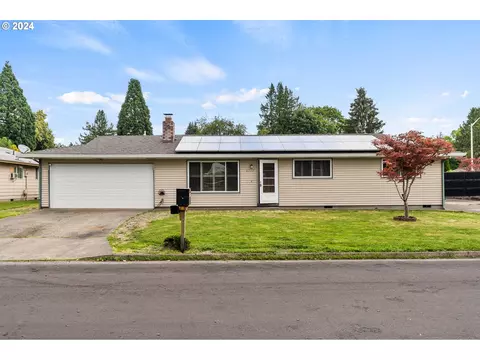 6525 SE Apple St, Milwaukie, OR 97222