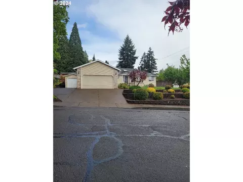 899 Alvina St, Salem, OR 97306