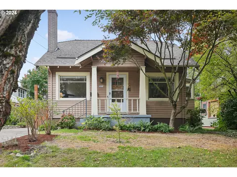 3014 SE Gladstone St, Portland, OR 97202