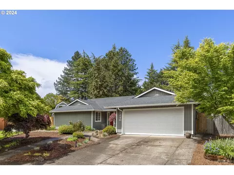 17240 NW Bandon Ct, Beaverton, OR 97006
