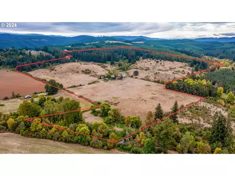 41768 Upper Berlin Dr, Lebanon, OR 97355