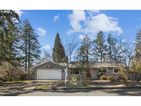 9255 NW Stark Ct, Portland, OR 97229