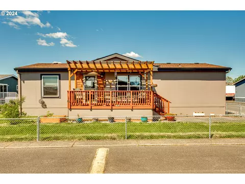 300 SW 7th Ave #607, Battle Ground, WA 98604
