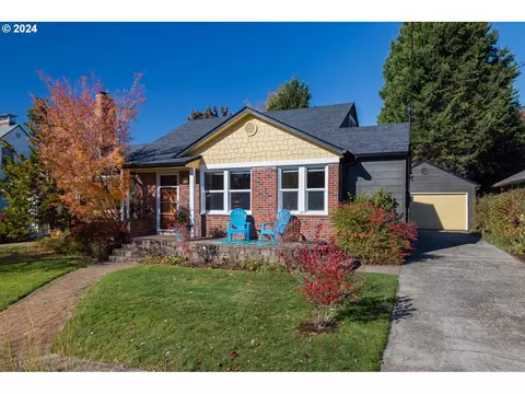 3535 SE Insley St, Portland, OR 97202
