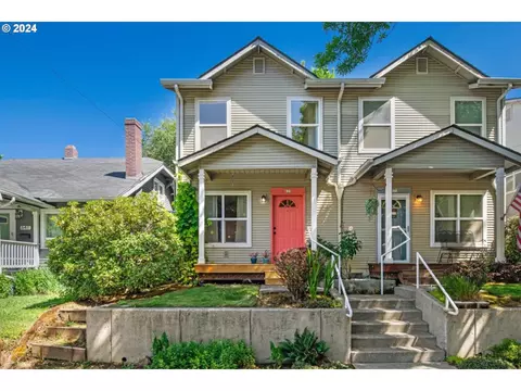 635 N Fargo St, Portland, OR 97227