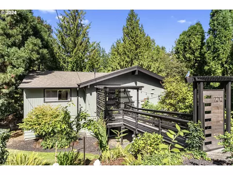 7212 SE 118th Pl, Portland, OR 97266