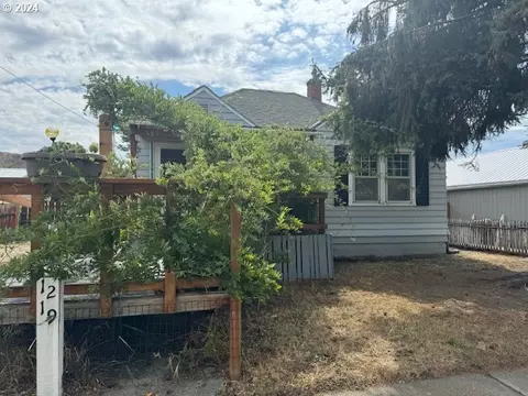 1219 Church St, Baker City, OR 97814