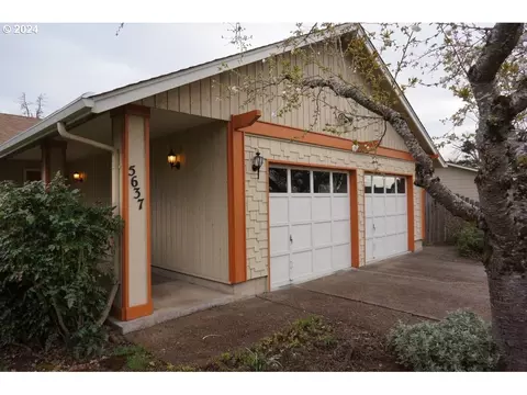 5637 E St, Springfield, OR 97478