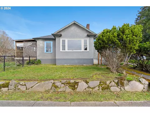 304 E 22nd St, Vancouver, WA 98663