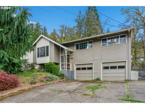 20093 White Cloud Cir, West Linn, OR 97068