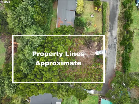 4490 SW Eriksen Ave, Waldport, OR 97394