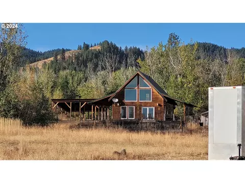 37667 Boulder Flat Ln, Halfway, OR 97834