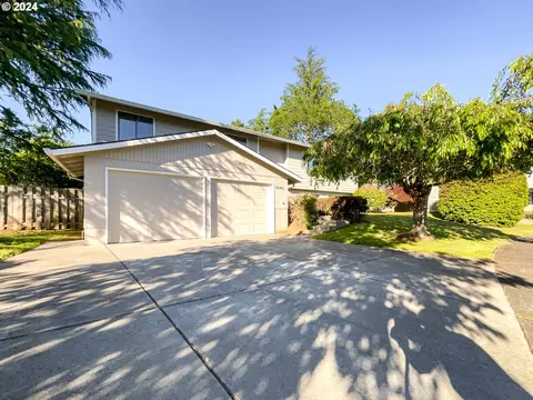 2440 SE Wendy Dr, Gresham, OR 97080