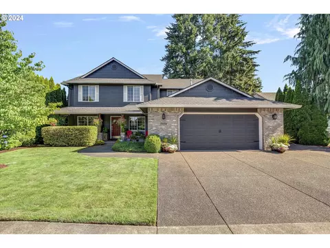 1416 NE 12th Ave, Canby, OR 97013