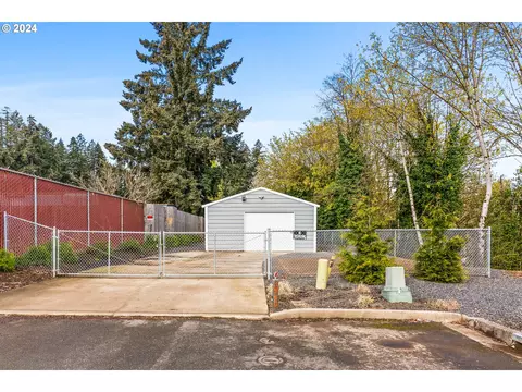 3930 Osage St, Sweet Home, OR 97386