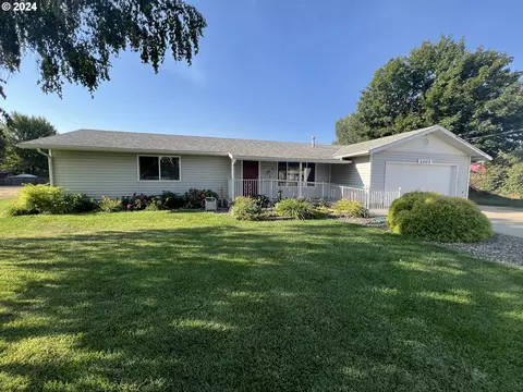 2002 Z Ave, La Grande, OR 97850