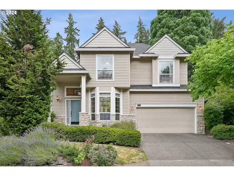 7414 SW 64th Pl, Portland, OR 97219