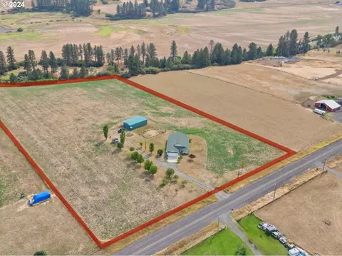 70795 Palmer Junction Rd, Elgin, OR 97827