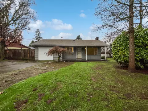 17431 SE Boardman Ct, Milwaukie, OR 97267