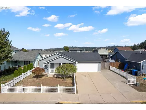 5394 Holly Loop, Turner, OR 97392