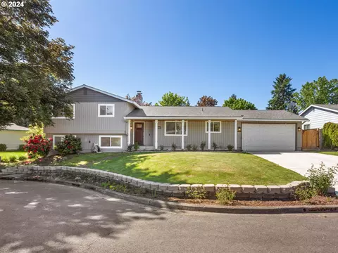 20850 SW Madrid Ct, Beaverton, OR 97078