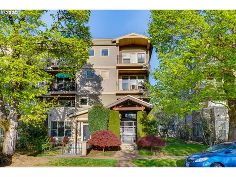 3129 N Willamette Blvd #206, Portland, OR 97217