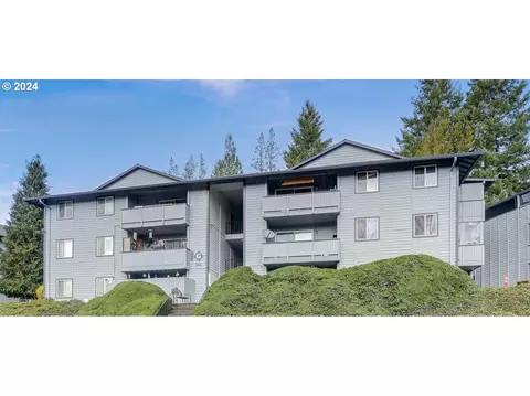 16738 SW Gleneagle Dr #42G, Sherwood, OR 97140