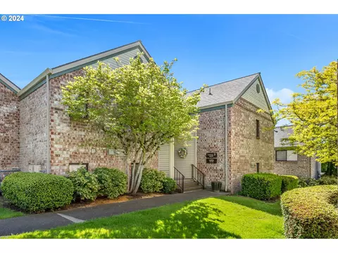 16248 SW 130th Ter #24, Portland, OR 97224