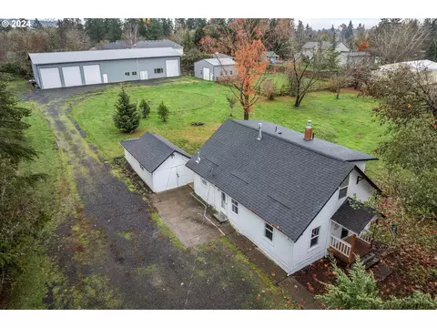 12300 NE Honey Ln, Newberg, OR 97132