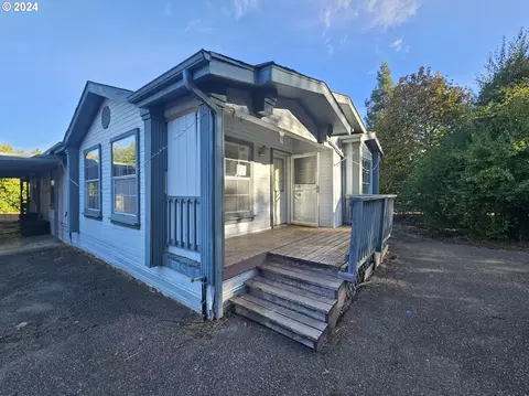 1804 Wild River Dr, Roseburg, OR 97470